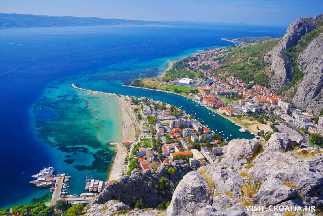 Apartman Vanda Omis Luaran gambar